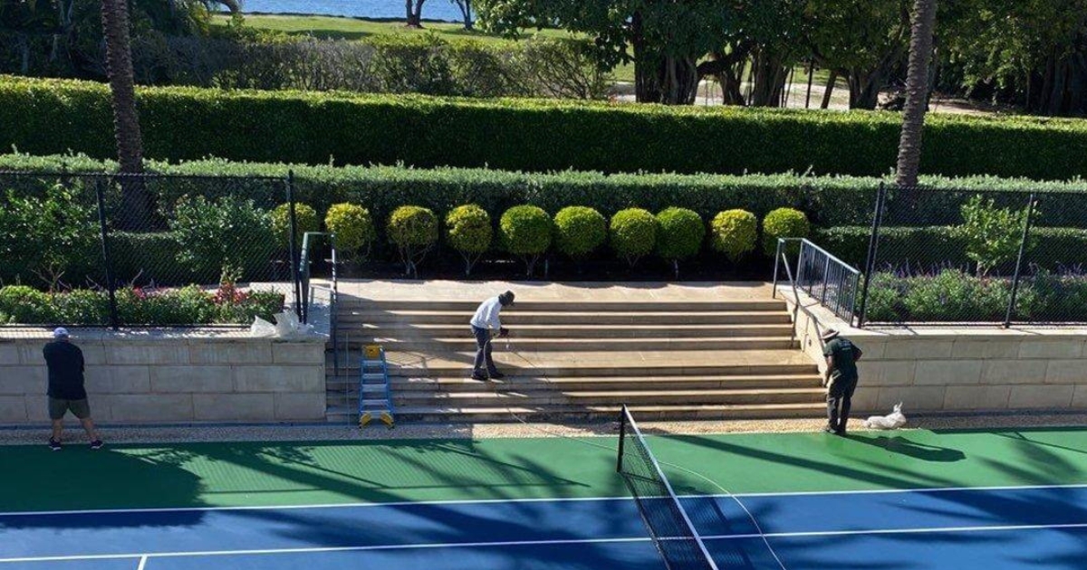 Pressure washing steps in south florida
